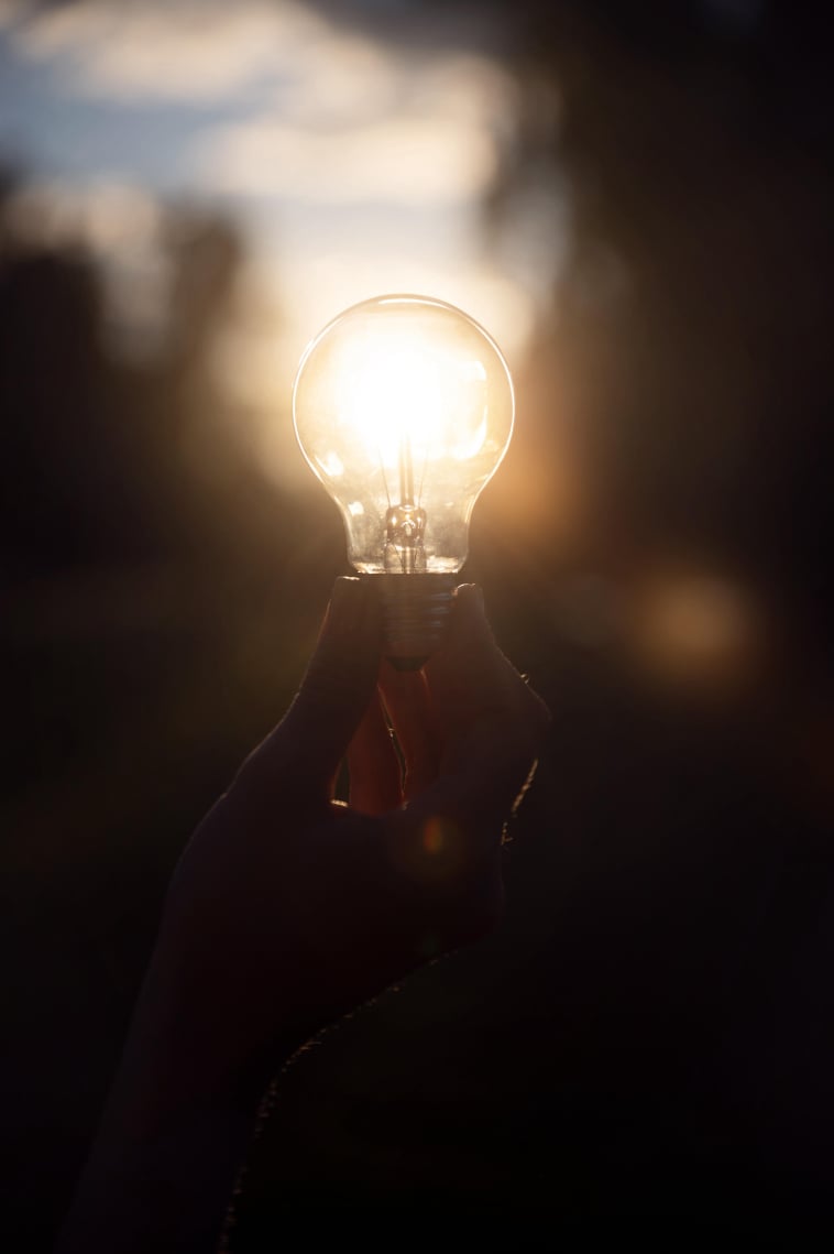 Emergency AC repair service in Visalia by bilingual technicians.